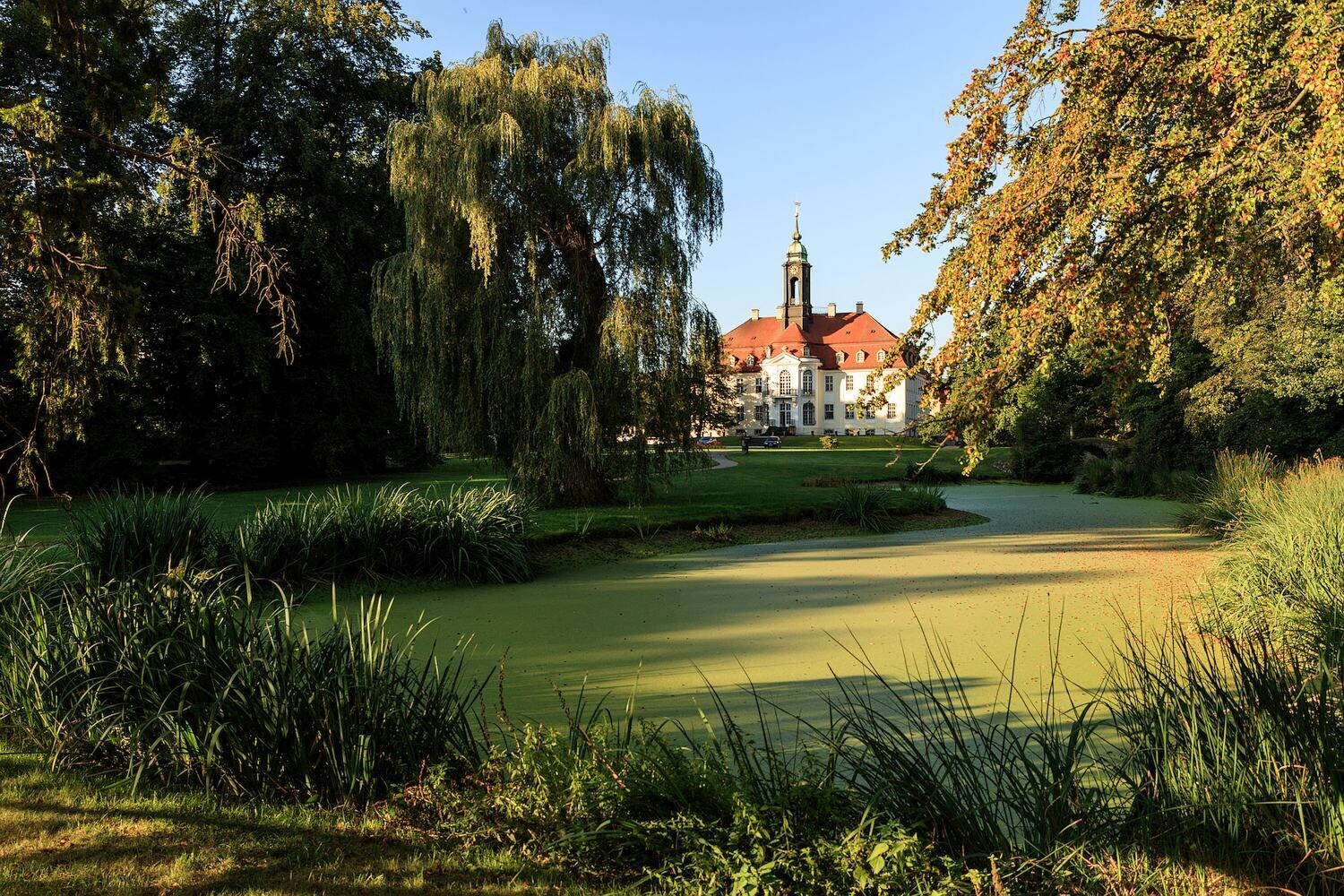 Schlosspark und Schloss Reinhardtsgrimma